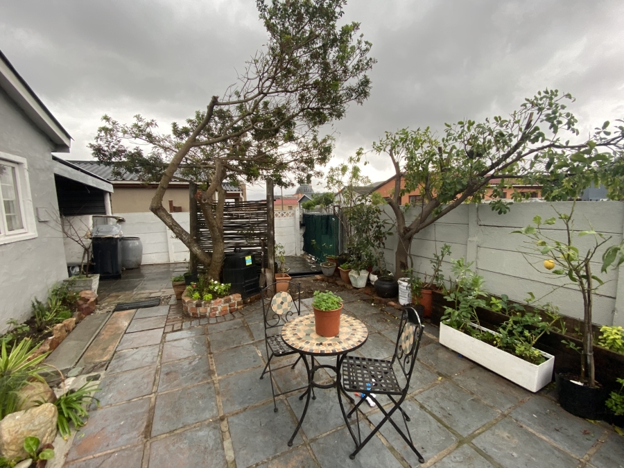 3 Bedroom Property for Sale in Pelican Park Western Cape
